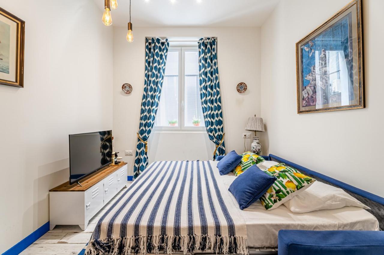 Studio Travel 24M2, 120M Vieux-Port ,Clim , Wifi ,Acces Autonome Avec Code Марсель Экстерьер фото